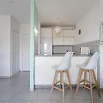 Апартаменты 14th Floor Panoramic View *